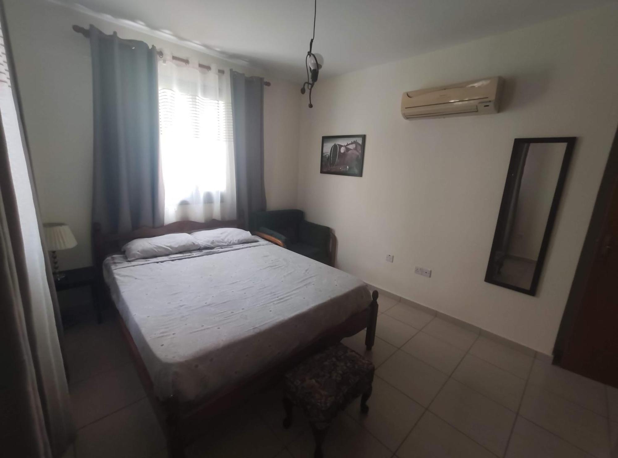 Abitare Cosy Apartment Paphos Bagian luar foto