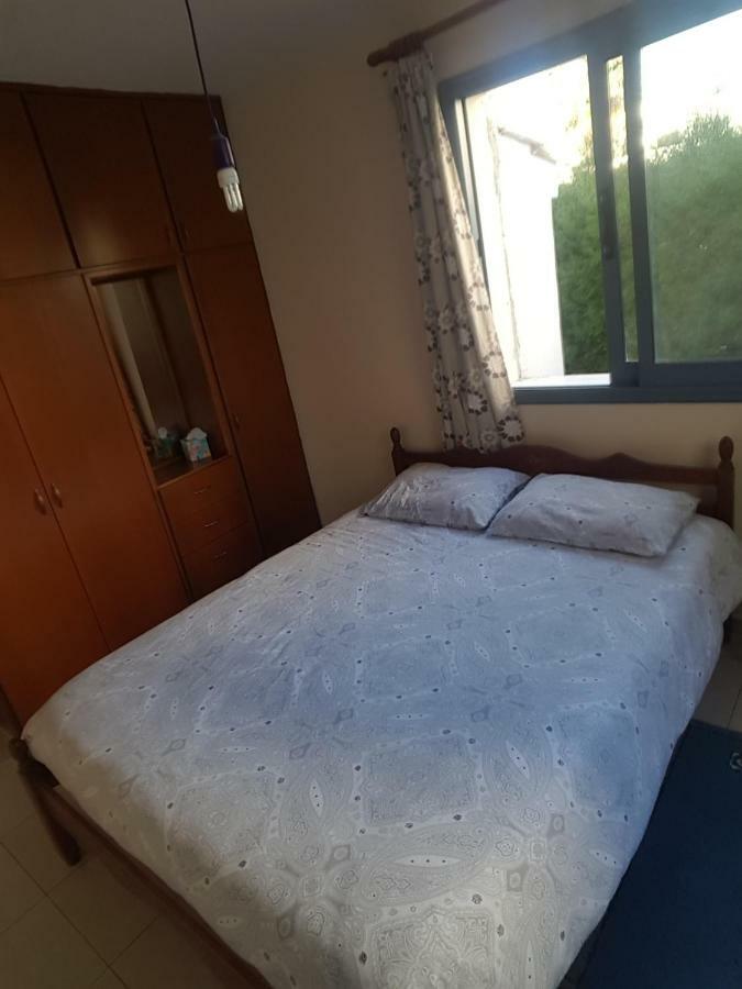 Abitare Cosy Apartment Paphos Bagian luar foto