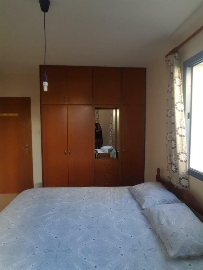 Abitare Cosy Apartment Paphos Bagian luar foto